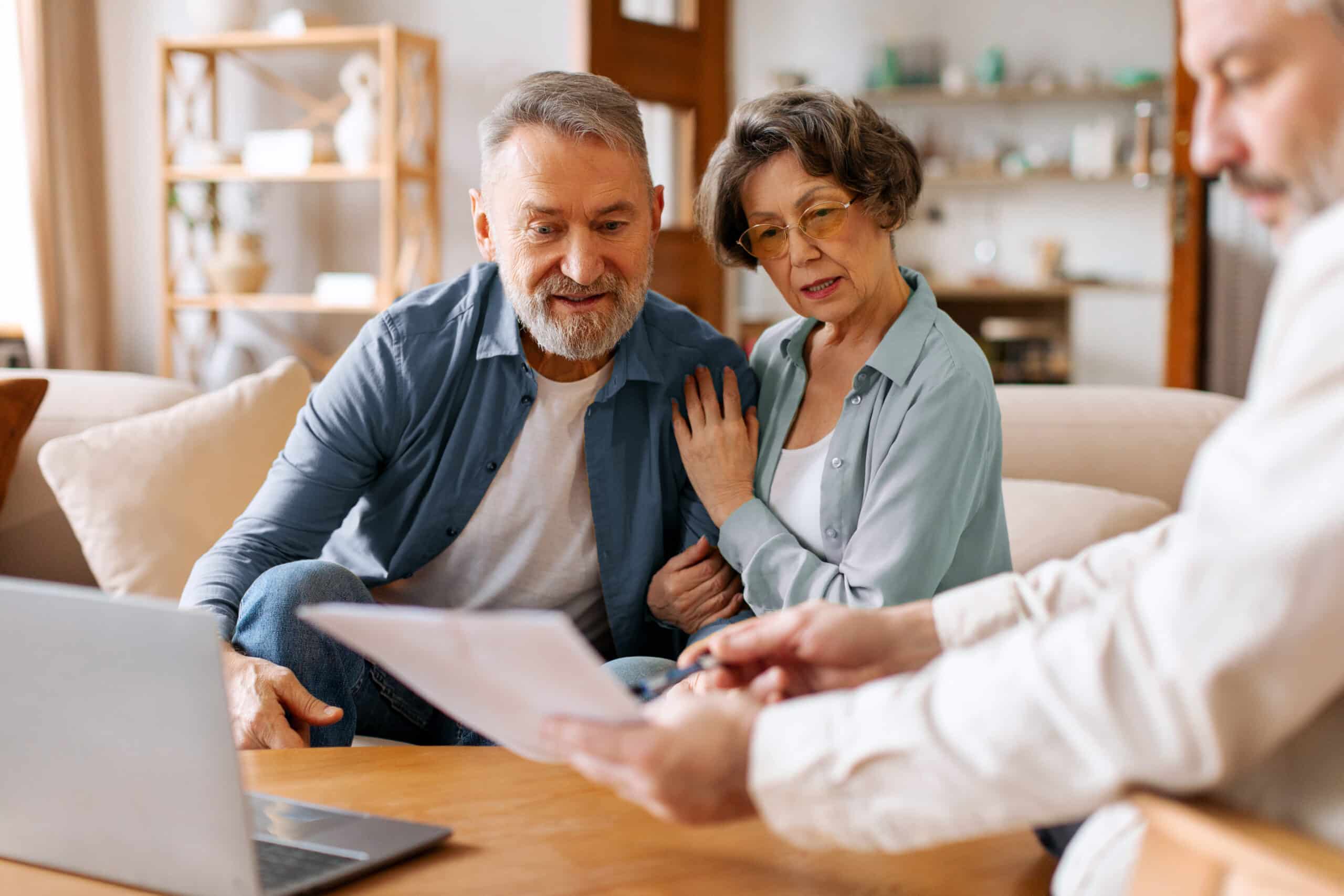 Aiuto finanziario per gli ultrasettantenni
